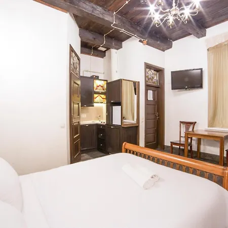 On Valova 16-2- 2 Minutes To Market Square Apartman Lviv