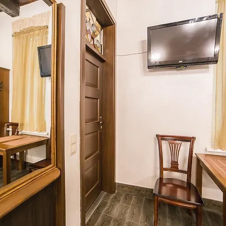 On Valova 16-2- 2 Minutes To Market Square * Lviv