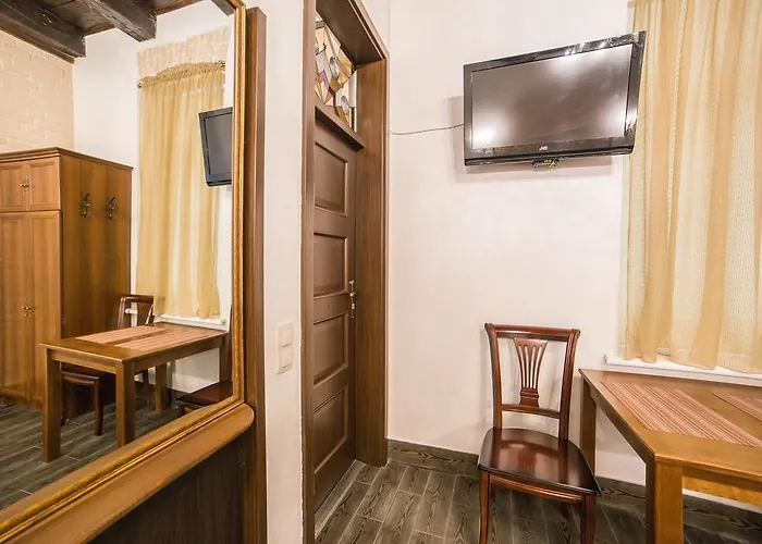 On Valova 16-2- 2 Minutes To Market Square * Lviv